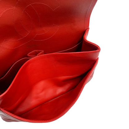 interno Borsa Chanel in pelle rossa trapuntata, indossabile a spalla, di lusso, originale, usata. 
