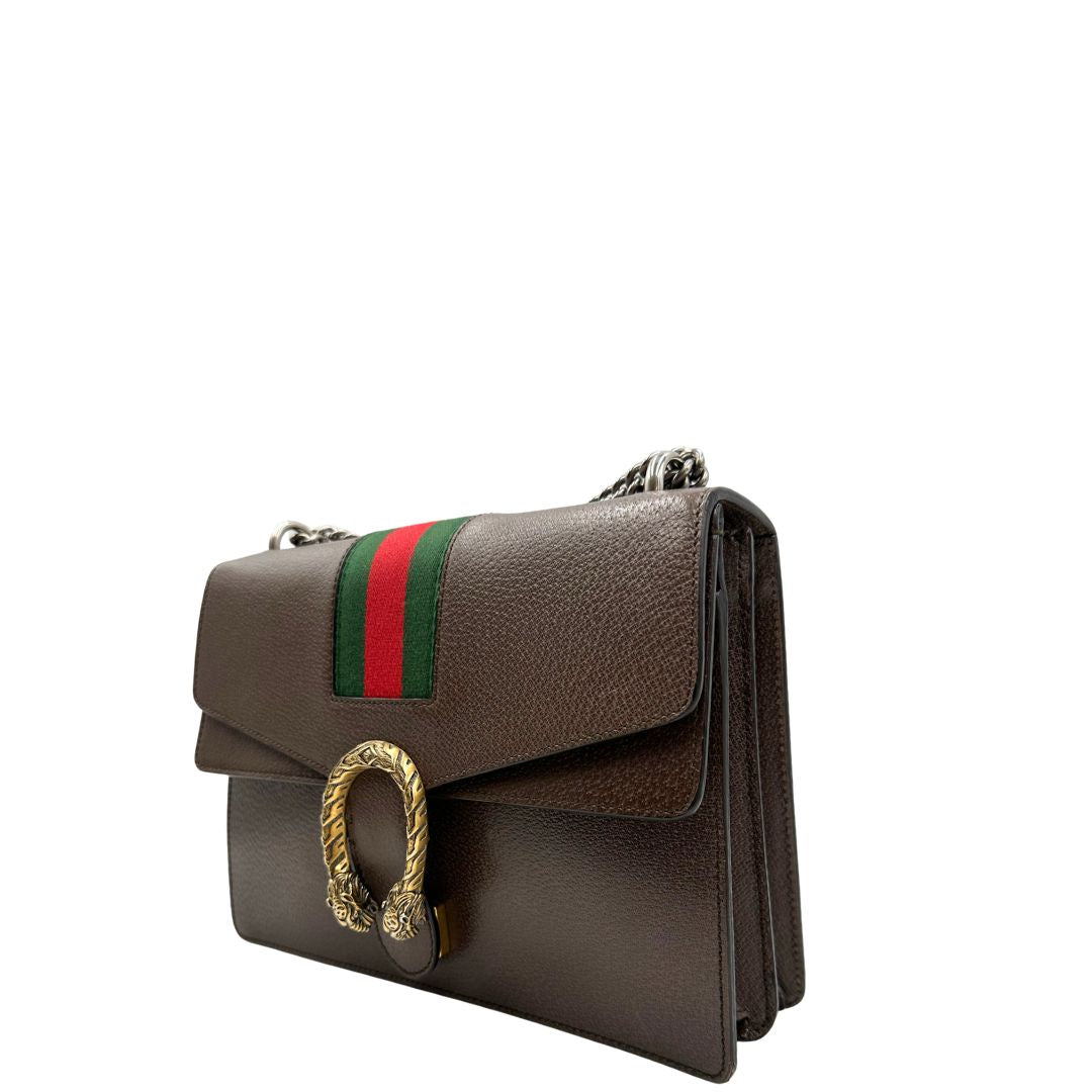 lato  Borsa Gucci Dionysus in pelle marrone impreziosita da iconica striscia Web verde e rossa, di lusso, originale, ottime condizioni, usata. 
