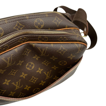 Reporter PM Louis Vuitton