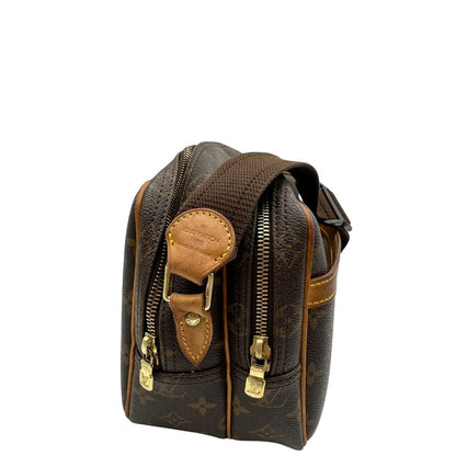 Reporter PM Louis Vuitton