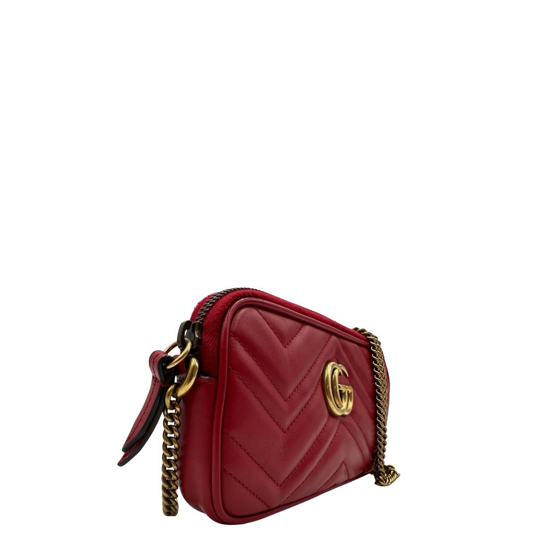  Borsa a tracolla Gucci Marmont nella versione mini