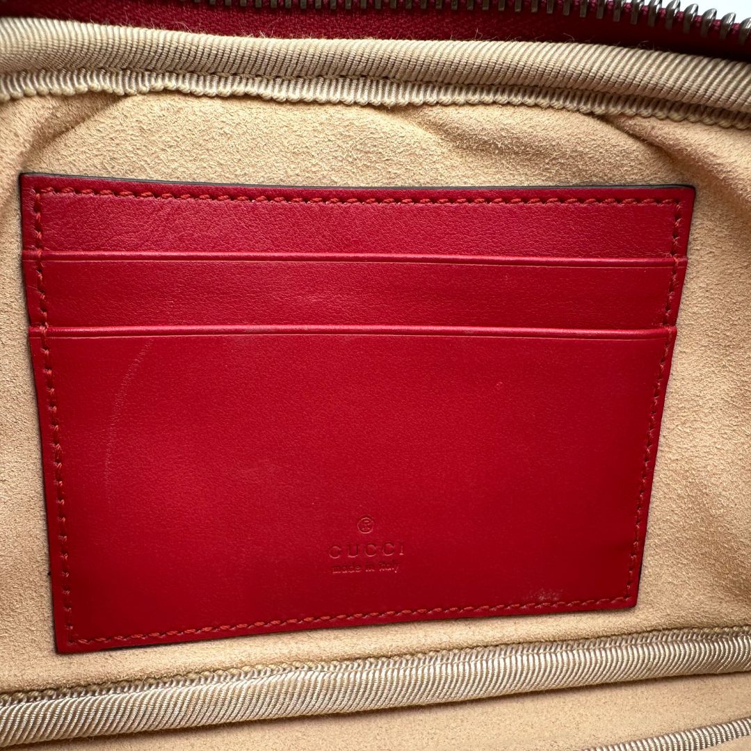  Borsa a tracolla Gucci Marmont nella versione mini