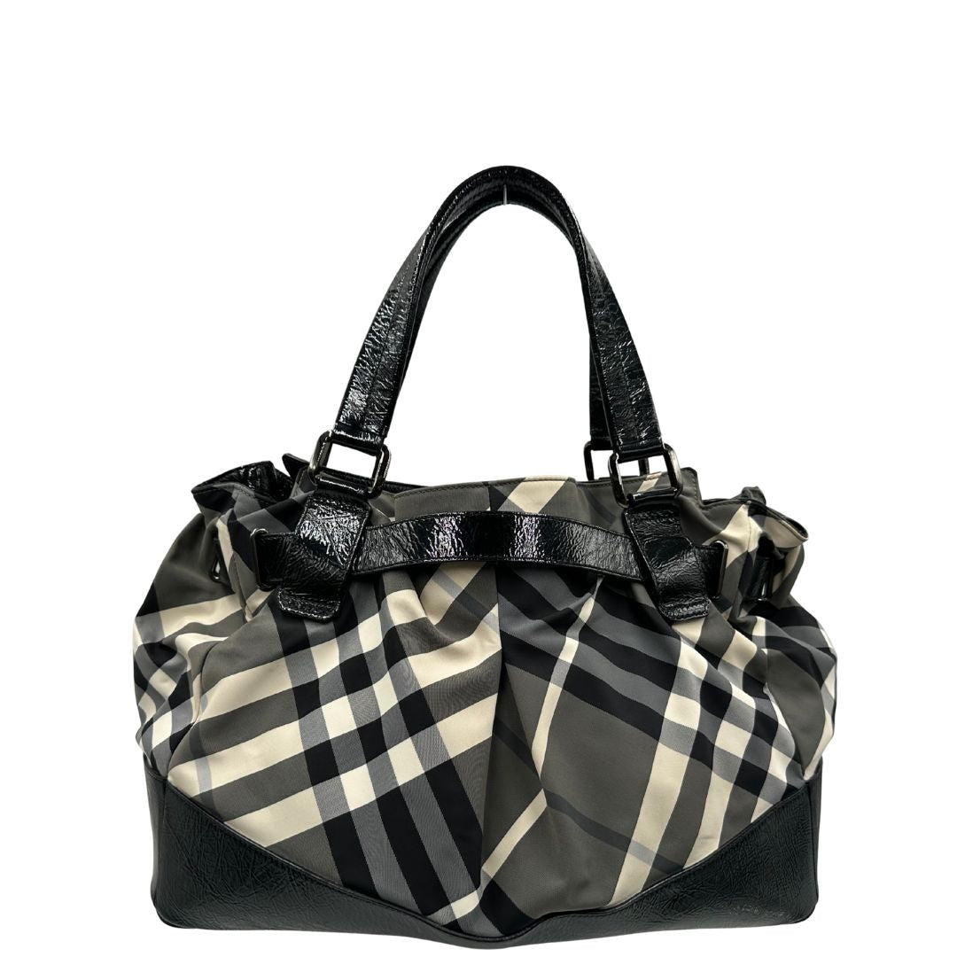retro  Borsa Burberry in tessuto tartan e finiture in pelle verniciata nera, di lusso, originale, ottime condizioni. 
