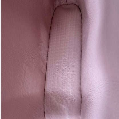 Charm portamonete Valentino Garavani in pelle rosa, di lusso, originale, eccellenti condizioni, usato.