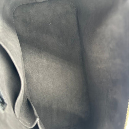 interno Alma in pelle vernis epi nera nella versione PM, di lusso, originale, ottime condizioni, usata. 