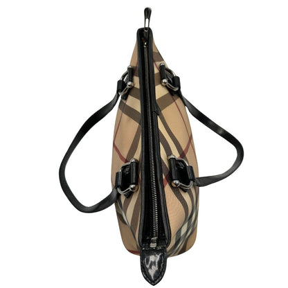 chiusura Borsa Burberry in canvas trama tartan e finiture in pelle vernis nera, puoi portarla a spalla., di lusso, originale, ottime condizioni, usata- 
