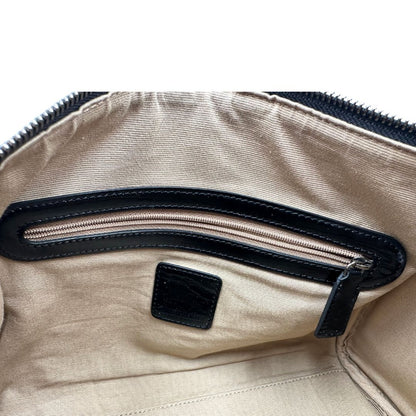 Tasca interna, Bauletto Burberry in canvas beige tartan e finiture in pelle verniciata nera. Originale, usato, di lusso, in ottime condizioni.