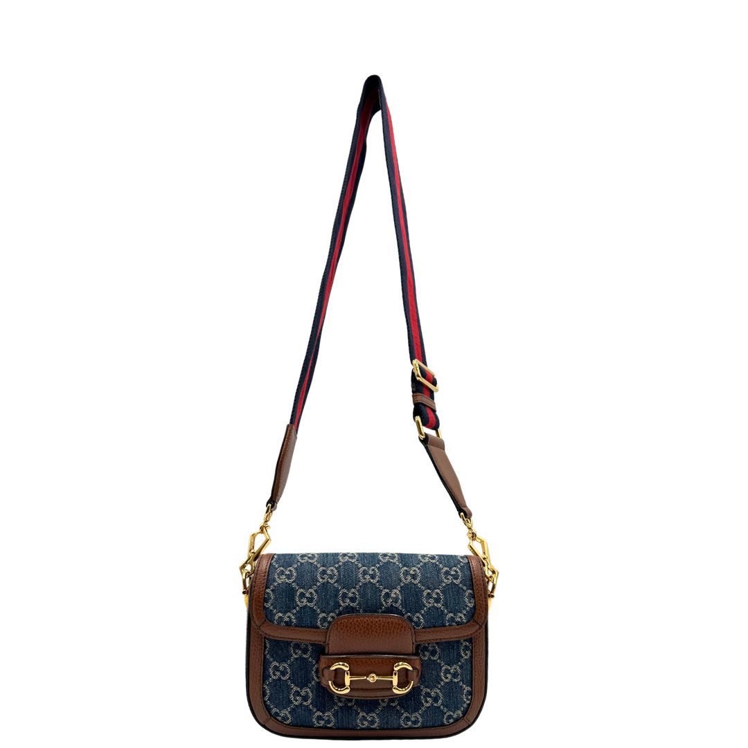 front Borsa Gucci Horsebit in tessuto denim nella versione piccola, di lusso, originale, ottime condizioni, usata. 