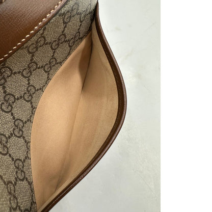 interno  Borsa Gucci Horsebit in canvas GG con finiture in pelle marroni, di lusso, originale, eccellenti condizioni, usata. 
