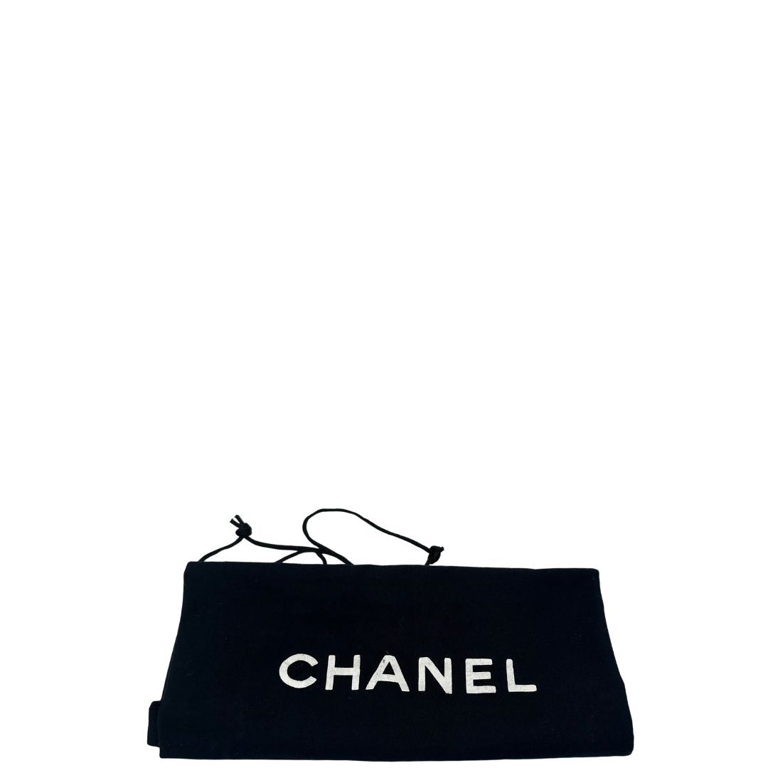 dustbag  Borsa Chanel in pelle di vitello trapuntata blu, di lusso, originale, ottime condizioni, usata. 