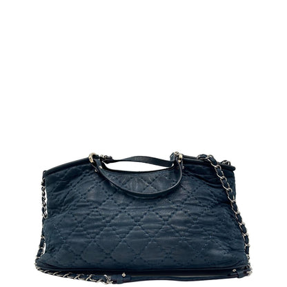 retro  Borsa Chanel in pelle di vitello trapuntata blu, di lusso, originale, ottime condizioni, usata. 