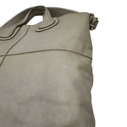 Borsa Givenchy Nightingale in pelle morbida color greige, di lusso, originale, ottime condizioni, usata.