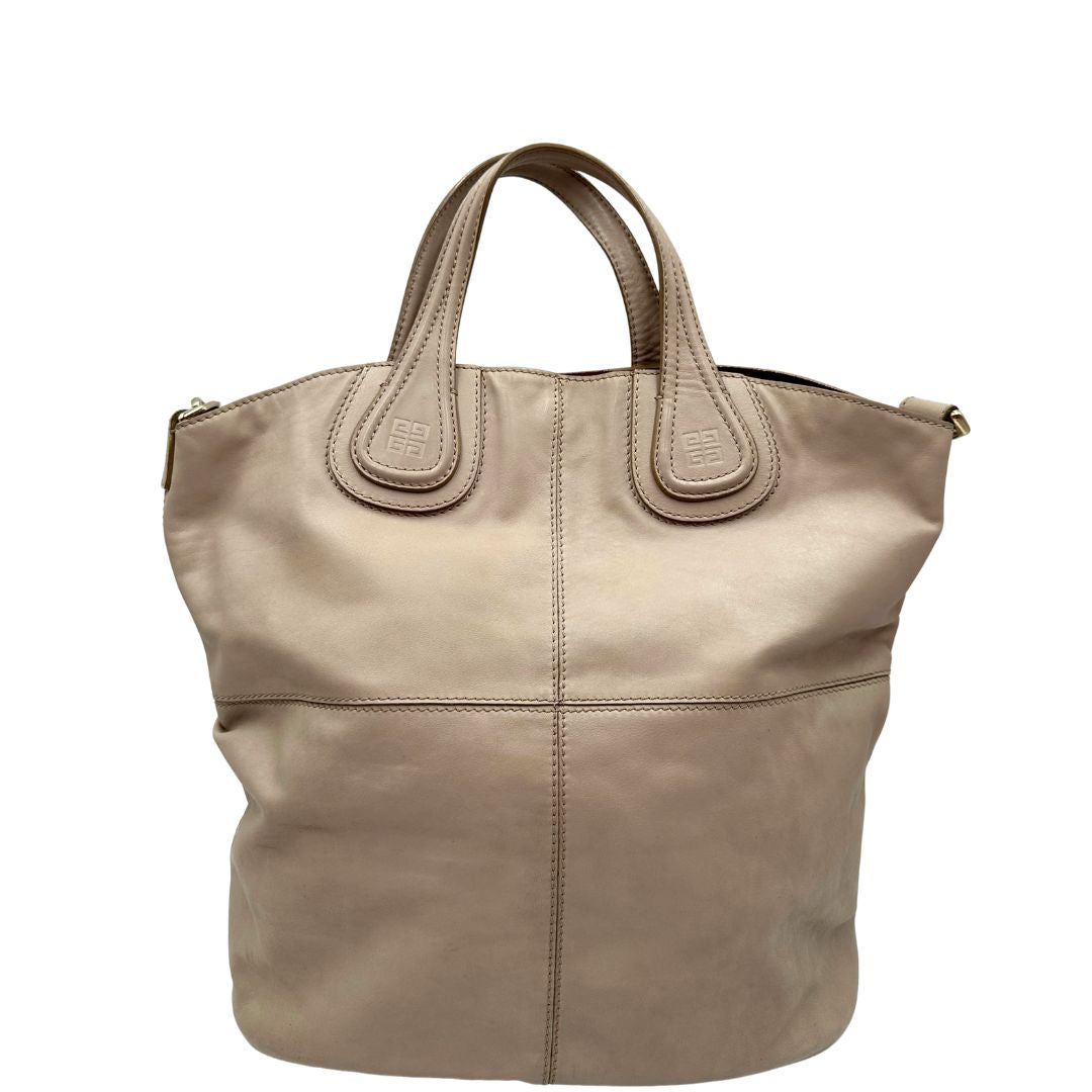 front Borsa Givenchy Nightingale in pelle morbida color greige, di lusso, originale, ottime condizioni, usata. 