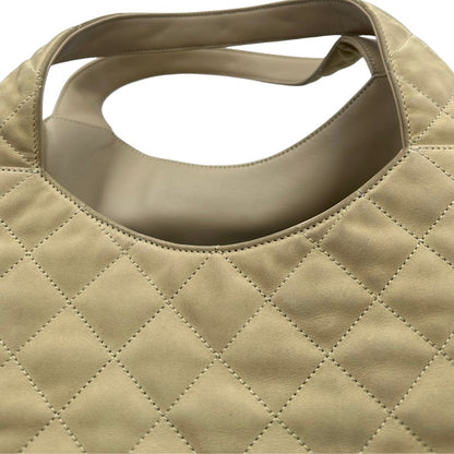 Saint Laurent Icare Maxi Shopping Bag in pelle trapuntata color avorio, impreziosita dall’iconico maxi logo Cassandre dorato frontale, di lusso, originale.