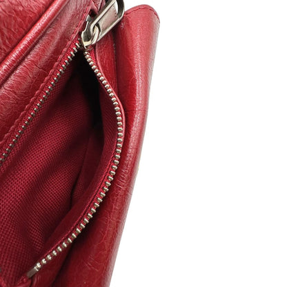 interno Marsupio Gucci Marmont in pelle rossa, con dettagli metallici dorati e argentati, di lusso, originale, ottime condizioni, usata. 