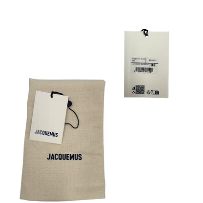 Dustbag, cartellino, Borsa Jacquemus nella versione Le Grand Bambino in pelle color marrone cioccolato, da portare a mano o a tracolla. Originale, usata, di lusso, in ottime condizioni.