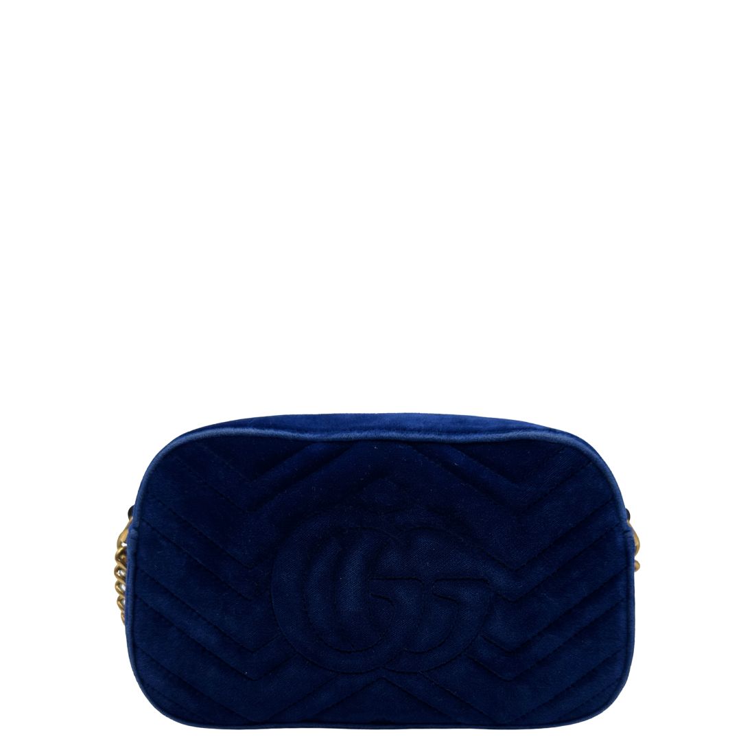 retro Camera Bag Gucci blu velvet e hardware dorato, indossabile a tracolla, di lusso, originale, ottime condizioni, usata. 