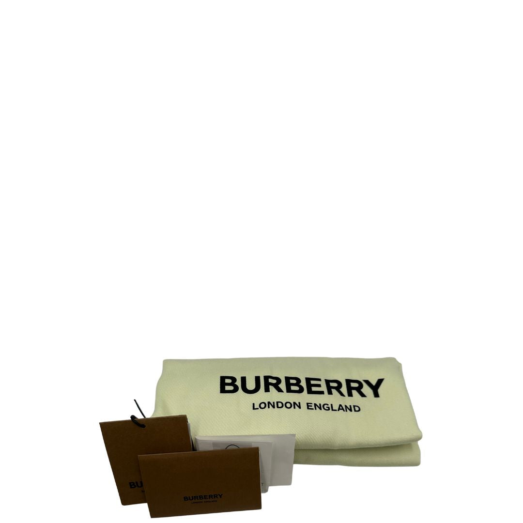 dustbag  Borsa Burberry in pelle nera con hardware dorato, puoi portarla comodamente a spalla, di lusso, originale, ottime condizioni, usata.