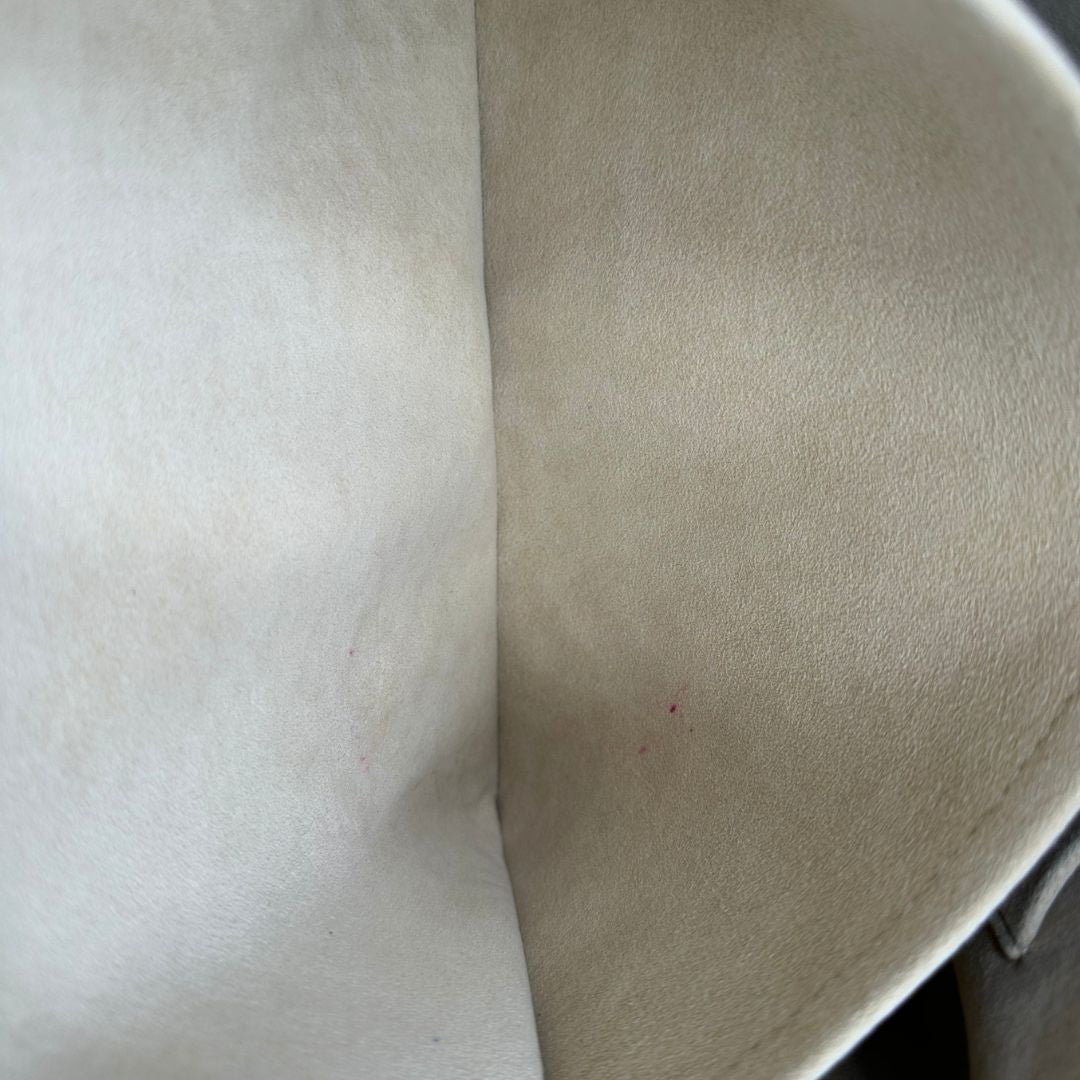 interno  Borsa LV in canvas monogram e finiture in vacchetta naturale, di lusso, originale, ottime condizioni. 