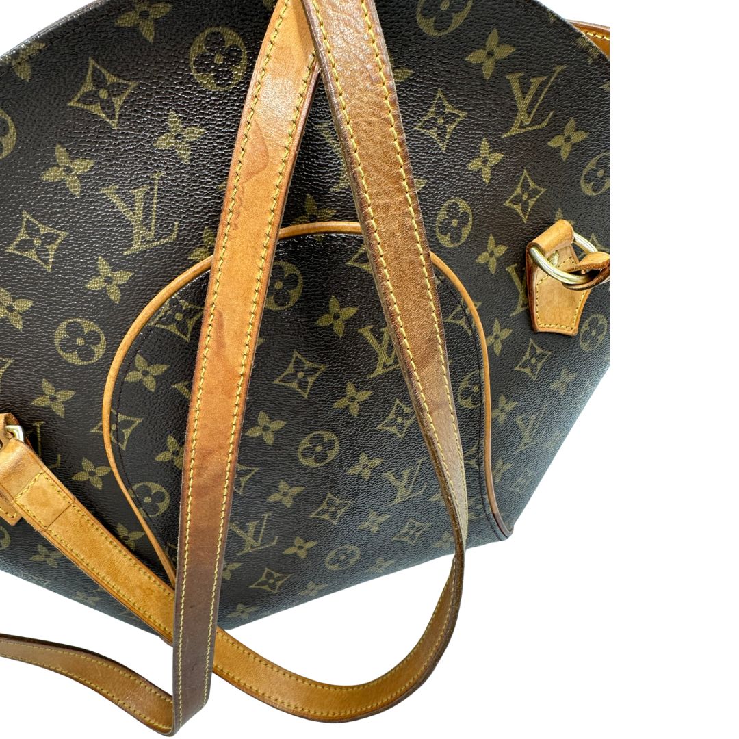  Borsa LV Ellipse in canvas monogram e finiture in vacchetta naturale, nella versione a spalla, di lusso, originale, ottime condizioni, usata.