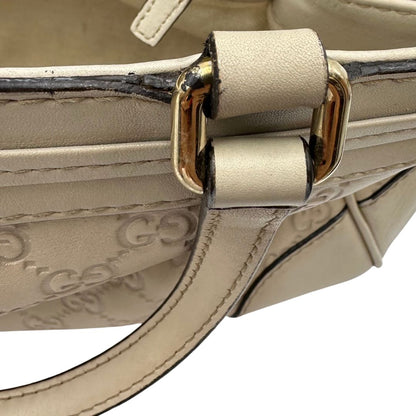  Borsa Gucci in pelle color bianco latte GG munita di doppi manici, di lusso, originale, ottime condizioni, usata 