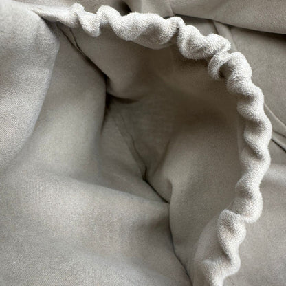 interno Postina M Zanellato beige munita di una tracolla amovibile e regolabile e un manico singolo, di lusso, originale, ottime condizioni, usata. 
