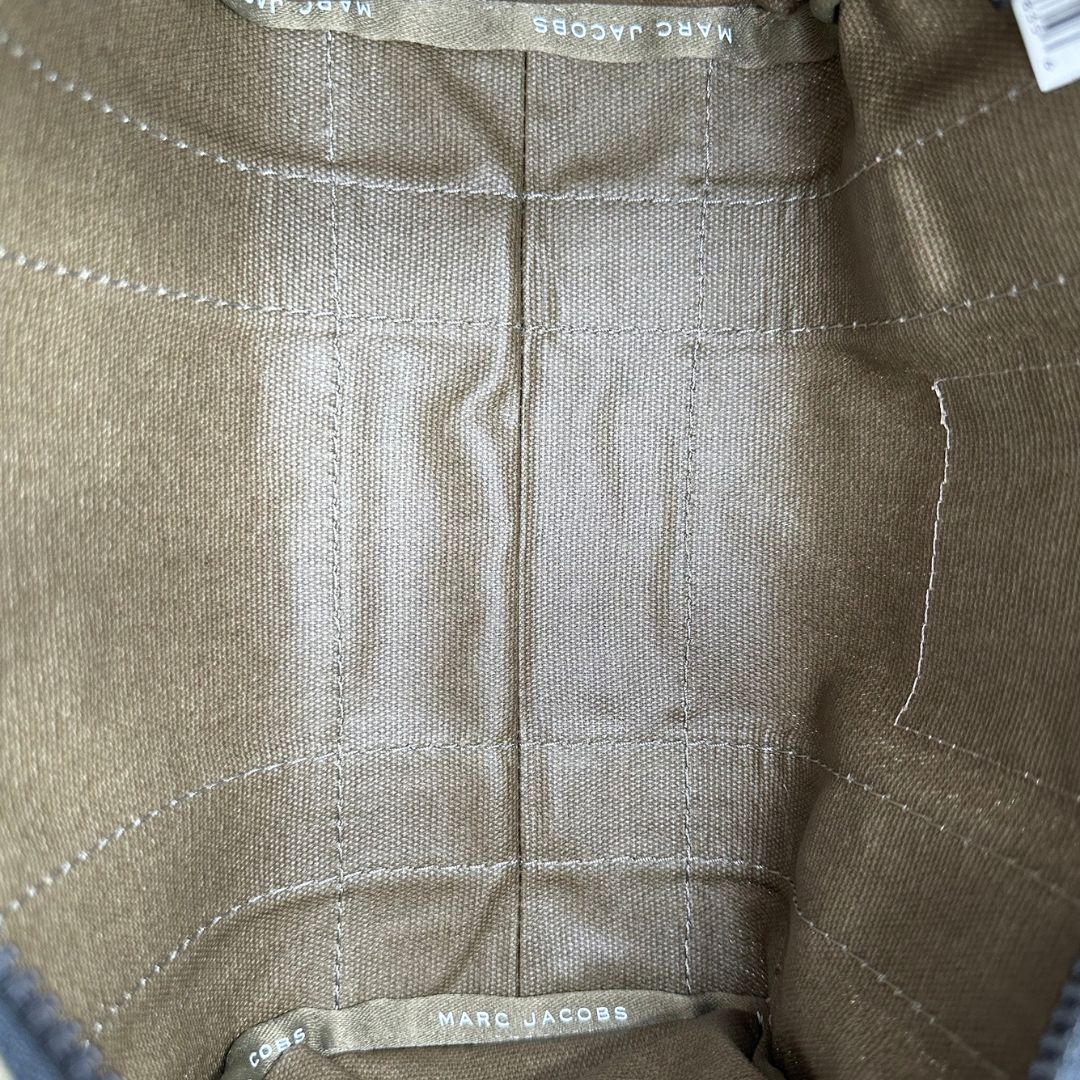 interno Borsa Marc Jacobs in tessuto verde nella versione small, di lusso, originale, eccellenti condizioni.