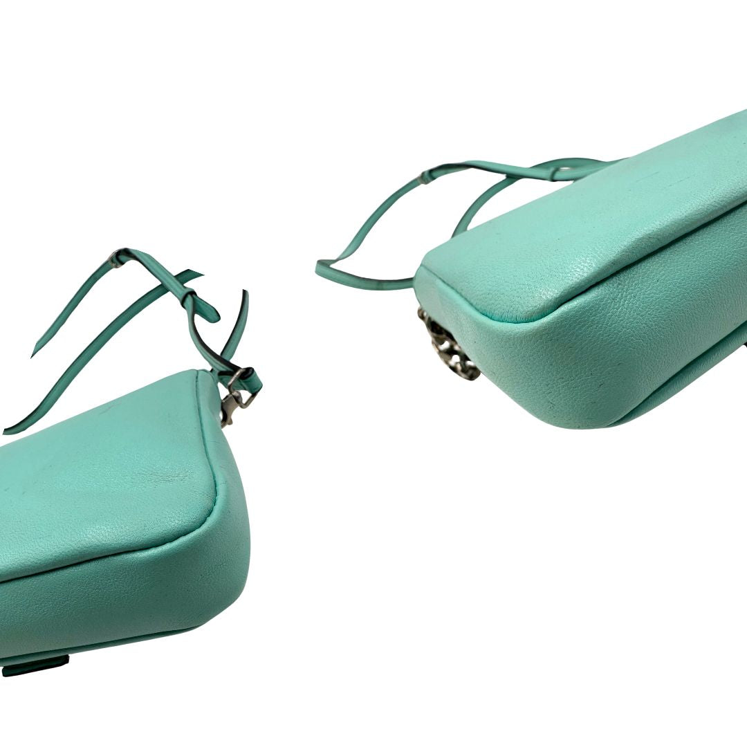  Baguette Fendi Monster in pelle color turchese 