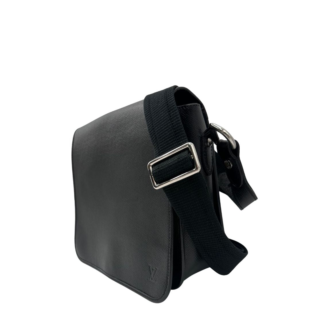 Tracolla Louis Vuitton Taiga Andrei
