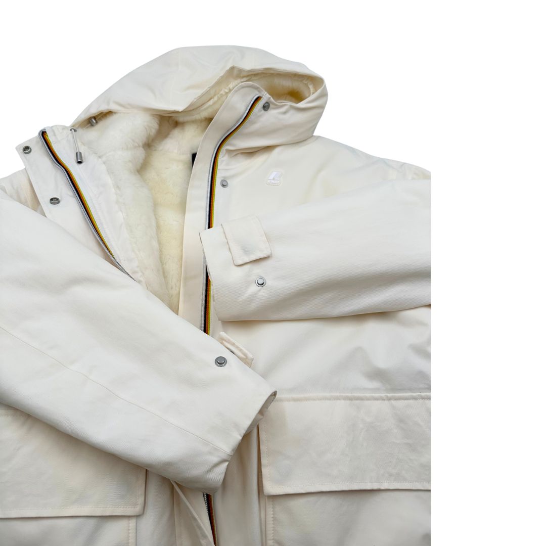 Giubbino K-Way in 100% poliestere color crema, di lusso, originale, ottime condizioni.