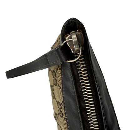 Borsa Gucci realizzata in tessuto beige con motivo GG di lusso, originale, ottime condizioni