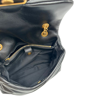 interno pinko nella versione media in morbida nappa nera trapuntata e hardware dorato, indossabile a tracolla o a spalla. Originale, usata, di lusso, in ottime condizioni.  