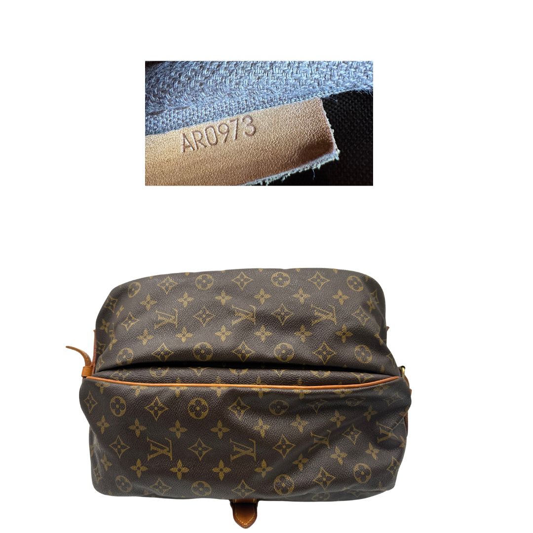 base Borsa Saumur LV monogram nella misura 35 realizzata in canvas monogram e finiture in vacchetta naturale, di lusso, originale, ottime condizioni, usata