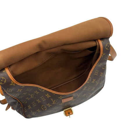 interno Borsa Saumur LV monogram nella misura 35 realizzata in canvas monogram e finiture in vacchetta naturale, di lusso, originale, ottime condizioni, usata 