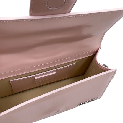 Interno, Borsa Jacquemus nella versione Le Grand Bambino in pelle liscia rosa baby, da portare a mano, a tracolla o a spalla. Originale, usata, di lusso, in condizioni eccellenti.