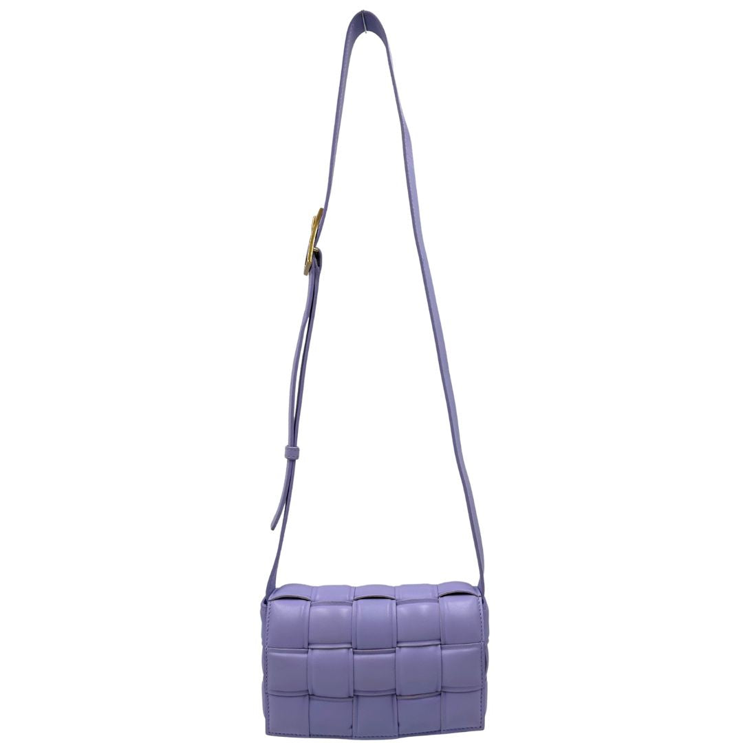 front  Borsa Cassette Padded in pelle con classica trama Bottega Veneta a intreccio lilla, di lusso, originale, eccellenti condizioni.