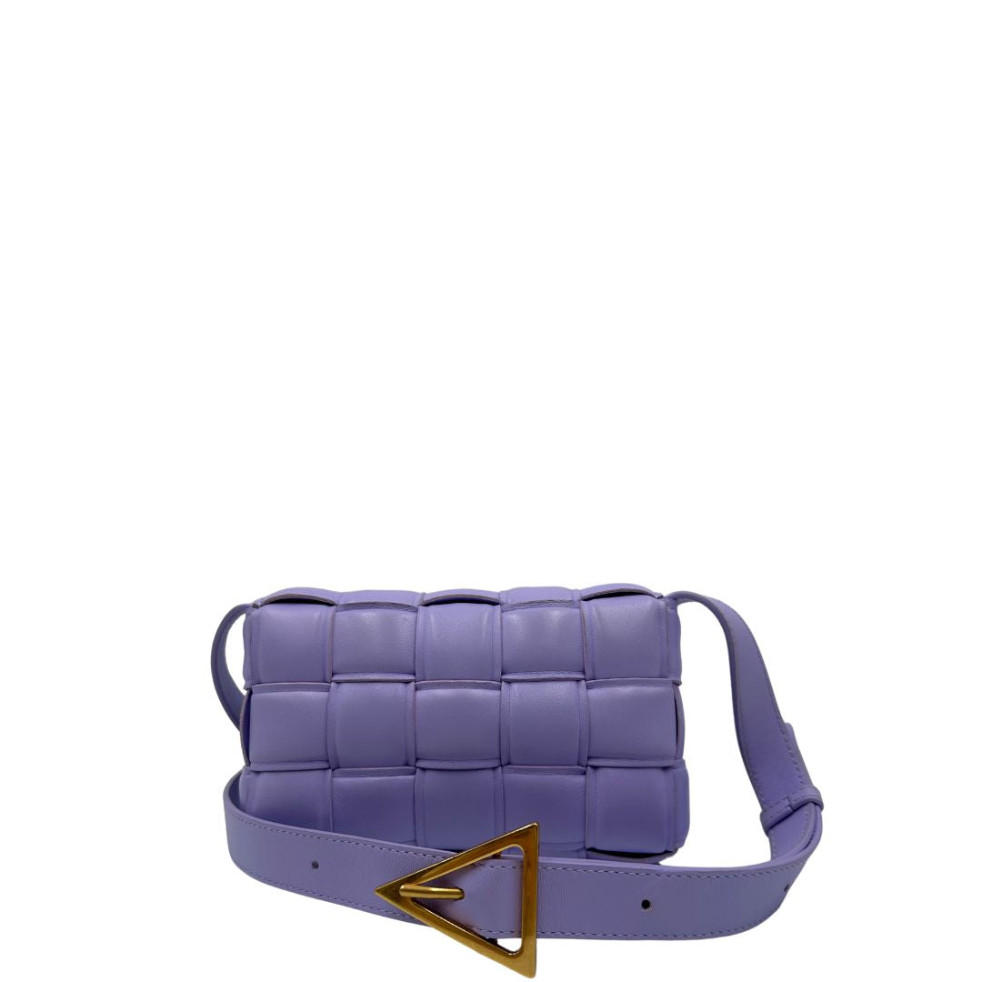 retro Borsa Cassette Padded in pelle con classica trama Bottega Veneta a intreccio lilla, di lusso, originale, eccellenti condizioni.