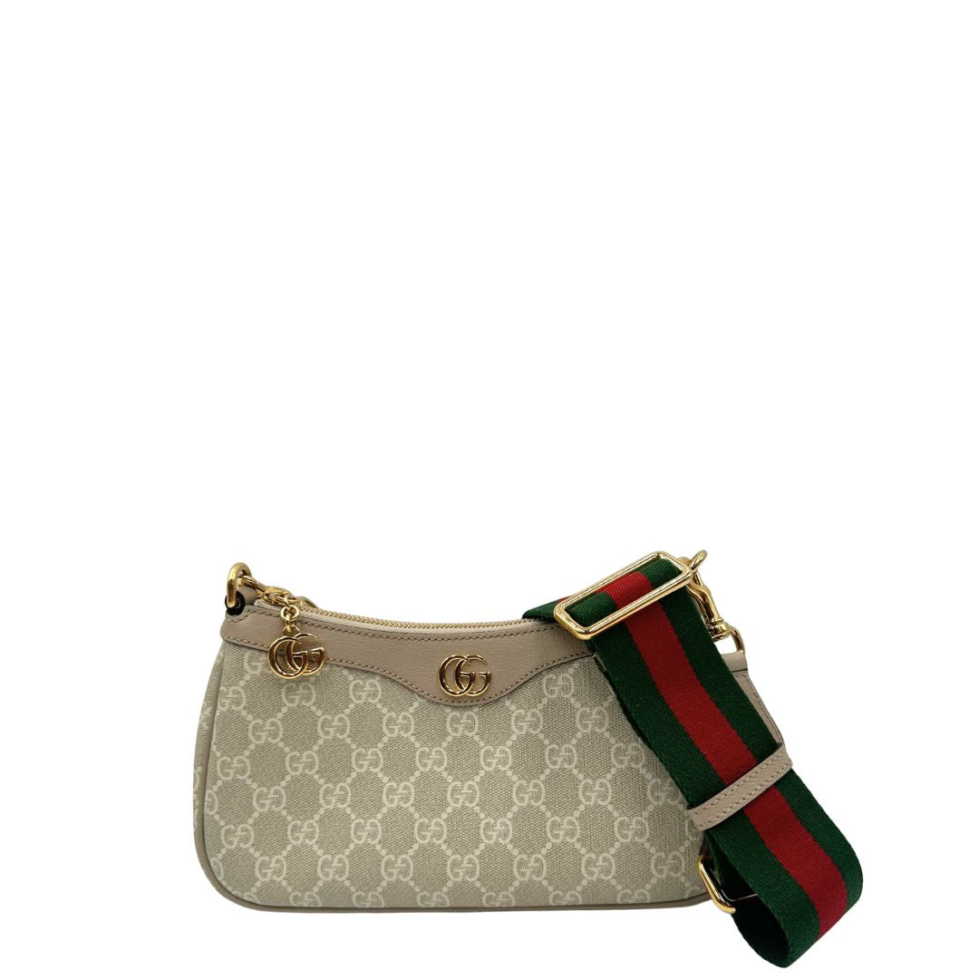 front Borsa Gucci realizzata in canvas GG Supreme color sabbia con finiture in pelle beige e hardware dorato, di lusso, originale, eccellenti condizioni. 