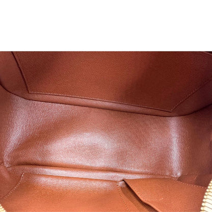 Interno, Louis Vuitton Cite in canvas monogram marrone e hardware dorato; Indossabile a spalla. Originale, usata, di lusso, in ottime condizioni.