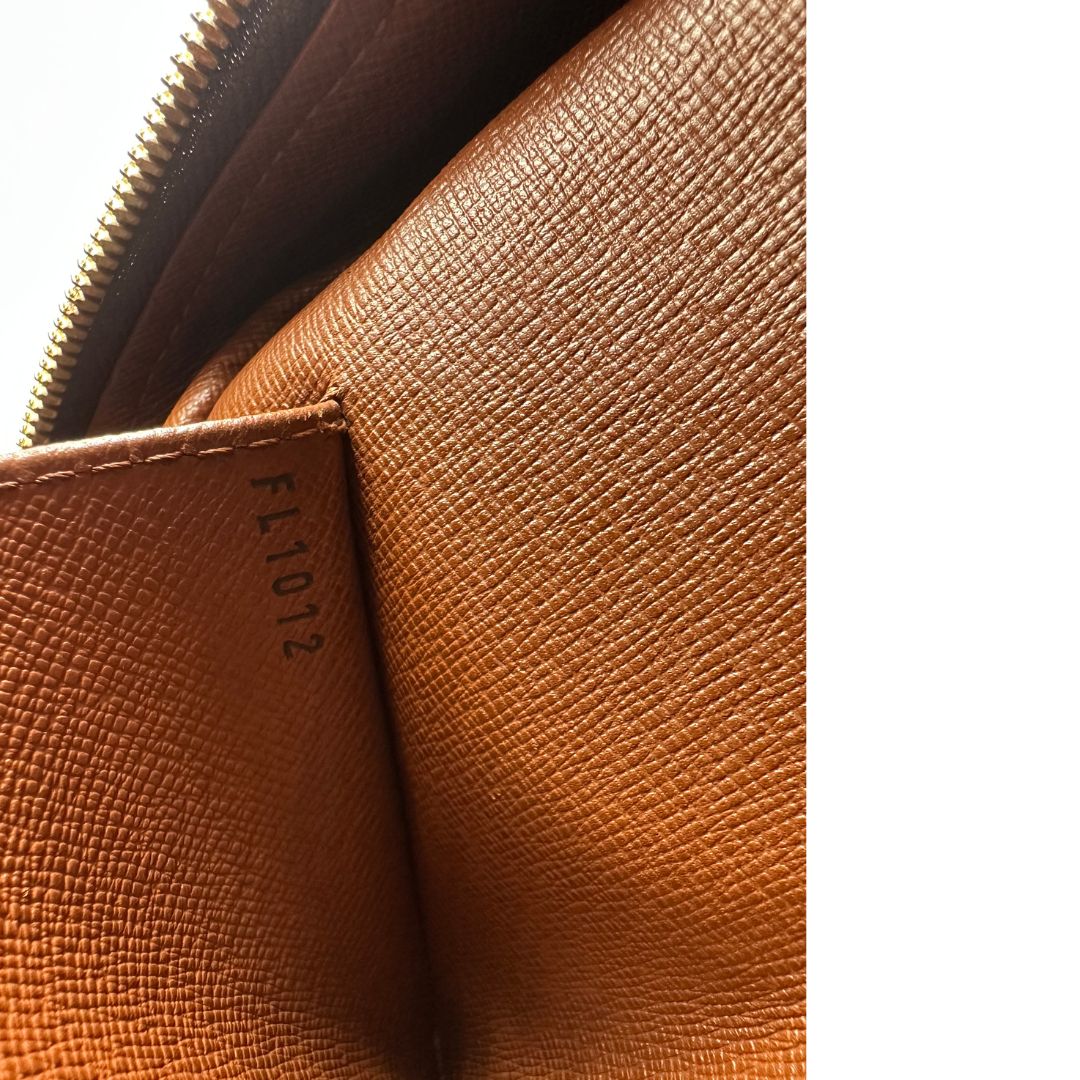 Codice, Louis Vuitton Cite in canvas monogram marrone e hardware dorato; Indossabile a spalla. Originale, usata, di lusso, in ottime condizioni.