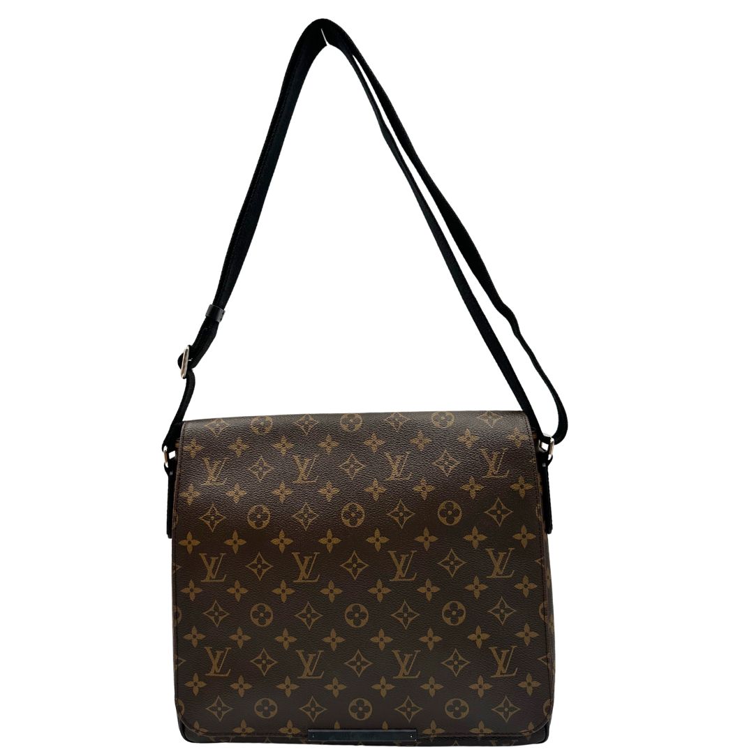 front b Borsa a tracolla LV in canvas marrone monogram e hardware dorato, munita di una tracolla regolabile in tessuto, di lusso, originale 