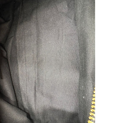 Borsa Balenciaga in pelle Arena nera con hardware dorato e doppi manici stondati, di lusso, originale, ottime condizioni, usata.