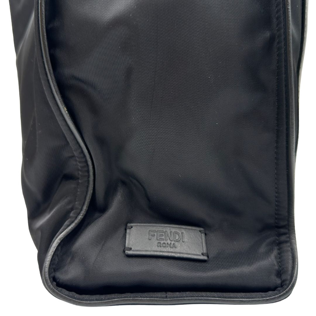 Borsa Fendi Monster in nylon e pelle nera con iconico motivo Monster