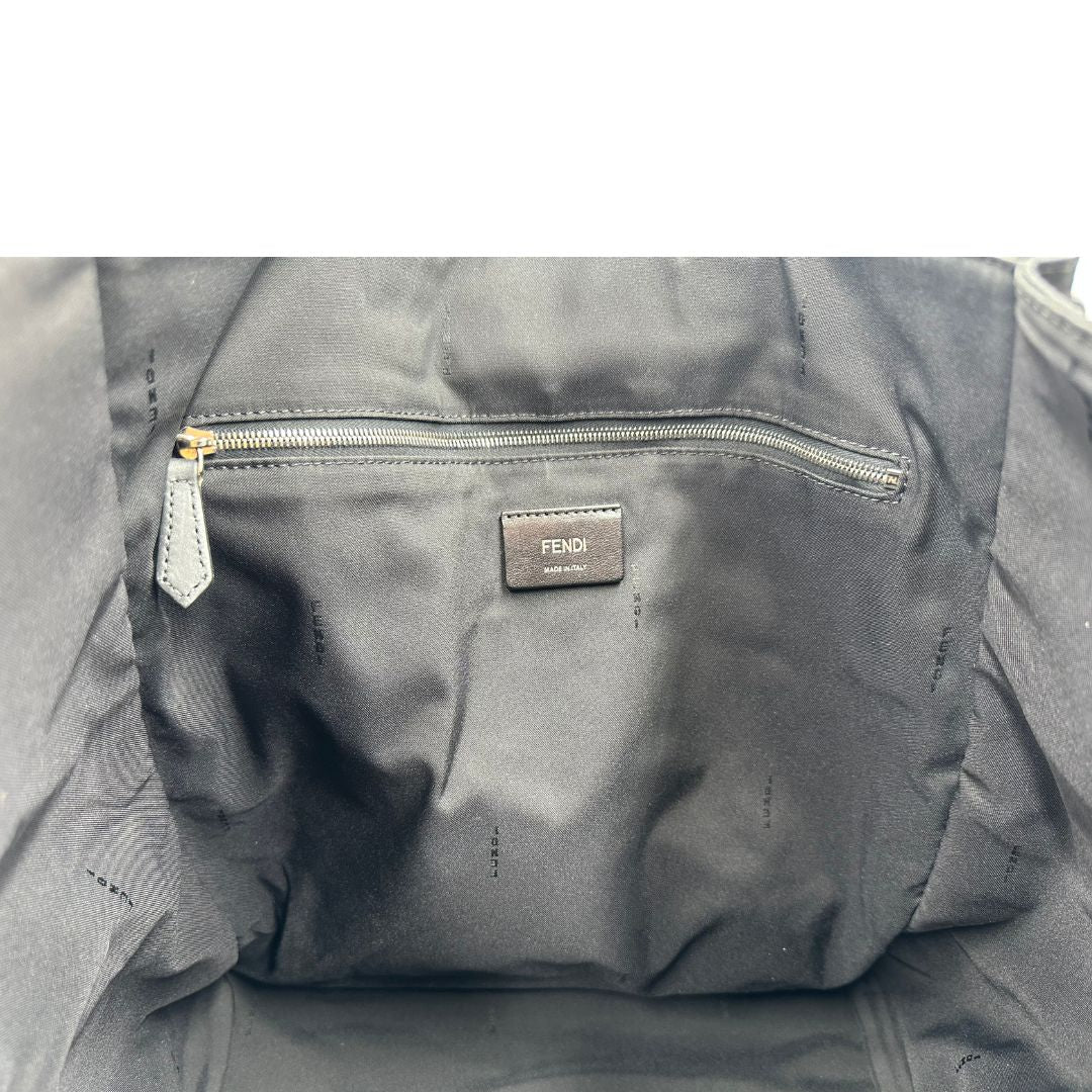 Borsa Fendi Monster in nylon e pelle nera con iconico motivo Monster