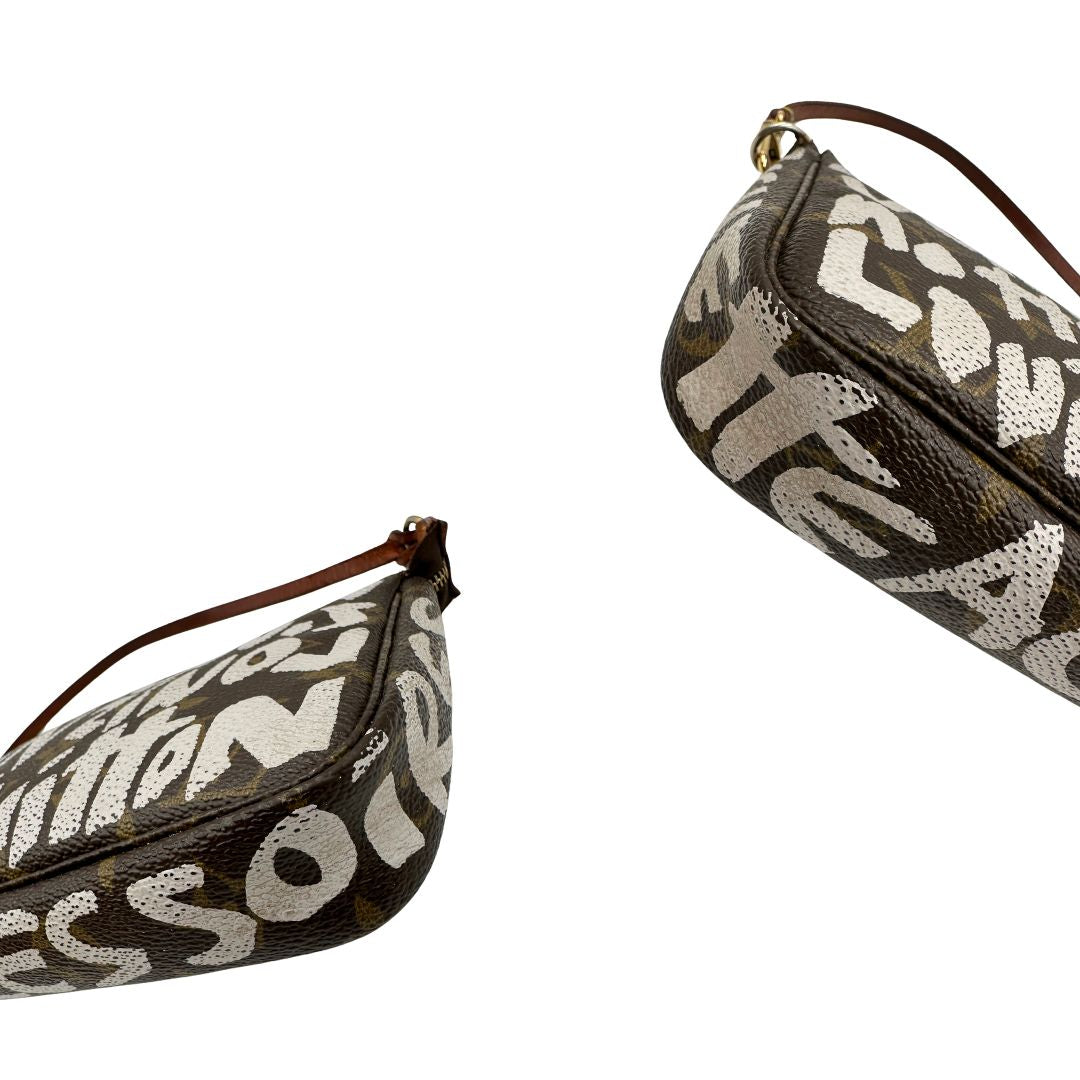 Pochette Accessoires LV Graffiti x Stephen Sprouse
