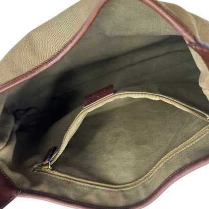 Borsa Gucci in tessuto e finiture in pelle marroni con hardware effetto renio, indossabile a spalla, di lusso, originale, ottime condizioni, usata.