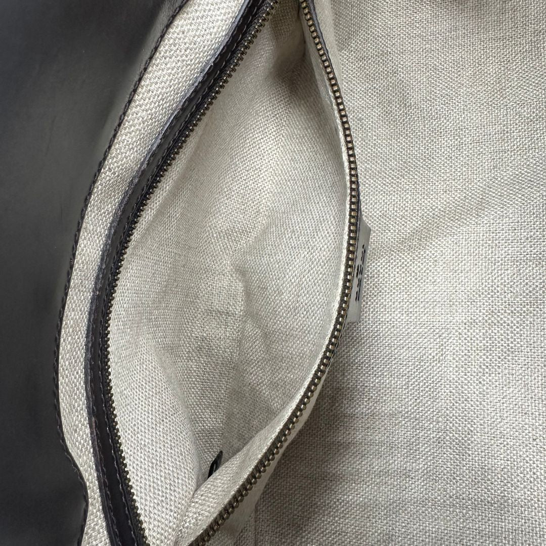 interno Borsa Gucci realizzata in tessuto GG e finiture in pelle color testa di moro, di lusso, originale, ottime condizioni, usata. 