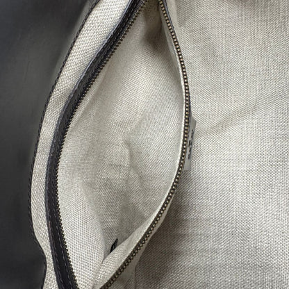 interno Borsa Gucci realizzata in tessuto GG e finiture in pelle color testa di moro, di lusso, originale, ottime condizioni, usata. 