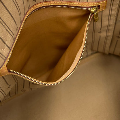 interno Louis Vuitton Neverfull nella versione MM in canvas monogram, di lusso, originale, ottime condizioni.