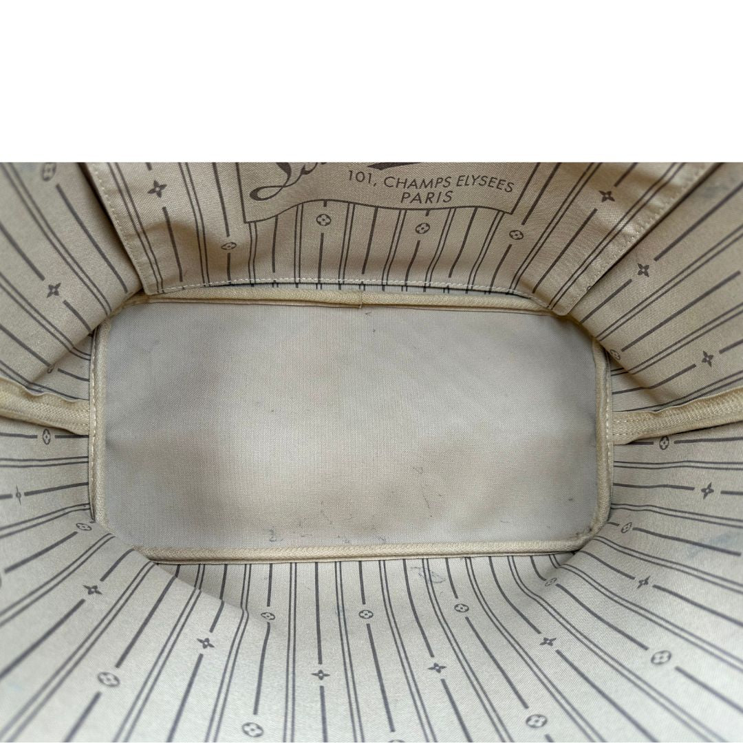 interno Louis Vuitton Neverfull nella versione MM in canvas monogram, di lusso, originale, ottime condizioni.